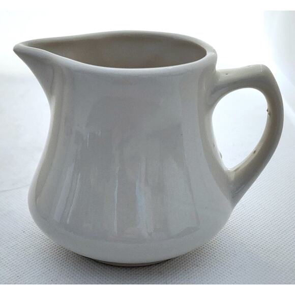 TEAPOT & TWO CREAMERS-Beige-Homer Laughlin-USA-Restaurant Ware Style - Picture 3 of 12